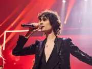 Pakistani Model Sombra Makes Stunning Runway Debut at Vogue World 2025 in Valentino