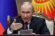 Putin Demands Ukraine Cede Land or Face Continued Russian Fight