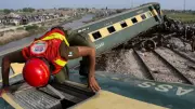 Pakistan Railways 2025 Crisis: 95 Incidents, Dozens Dead Amid Derailments & Sabotage