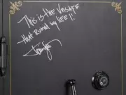 Tommy Lee Sells Safe Containing Infamous Pamela Anderson Tape for $200K