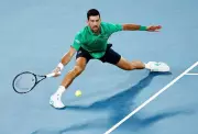 Australian Open Day 2: Djokovic, Swiatek, Gauff Advance as Veterans Impress