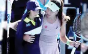 Ball Girl Collapses in 28C Heat, Players Rush to Help at Australian Open