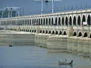 Sukkur Barrage Closes for 15-Day Annual Maintenance, Lifespan to Extend 30 Years