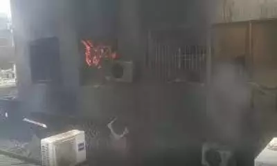 Major Fire Erupts at Karachi Superstore, Rescue Operations Face Challenges