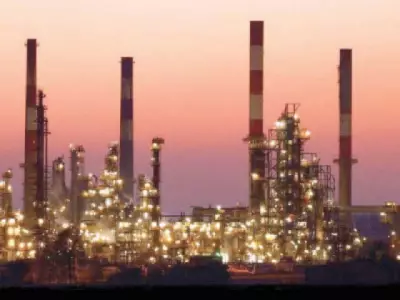 Oil Prices Skyrocket Over 25% Amid Middle East War and Supply Cuts