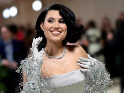 Raye's Blue Plaque Heartbreak Stunt: A Personal Jab at Ex-Boyfriend