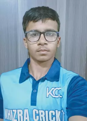 Daniyal Tariq Clinches Best Bowler Award at Kaizen LRCA U-17 Cup