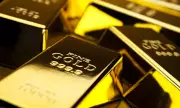 Gold Prices Experience Sharp Decline in Pakistan and Global Markets