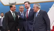 Pakistan's Dar Welcomes US-Iran Talks, Reaffirms Diplomatic Role for Peace