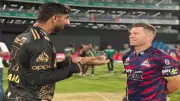 Warner's thoughtful gesture wins hearts, Dahani receives surprise PSL gift