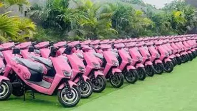 Sindh Expands Women's EV Scooter Scheme with 1,000 New Units and Intercity Bus Network