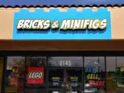 Bricks & Minifigs Faces Backlash Over Disabled Comments on LEGO Controversy Statement