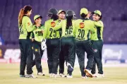 Clinical Pakistan Crush Zimbabwe, Take Unassailable 2-0 Lead