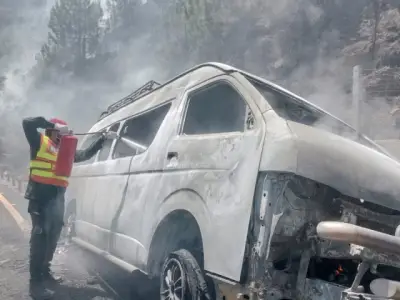10 killed as van plunges into ravine, catches fire on Rawalpindi-Murree road