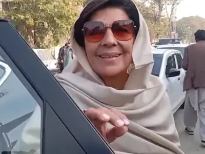 Aleema Khan Rejects PIMS Report on Imran Khan's Health, Demands Independent Treatment