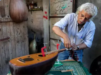 Gaza Oud Craftsman Restores Damaged Instruments Amid War and Scarcity