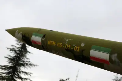 Iran's IRGC Claims Attacks on US Bases After Strikes Near Hormuz