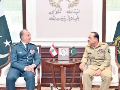 Lebanese, Bahraini military leaders meet Pakistan's army chief