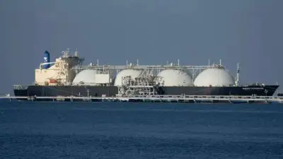 Pakistan's LNG Crisis: Strait of Hormuz Blockade Exposes Energy Vulnerabilities
