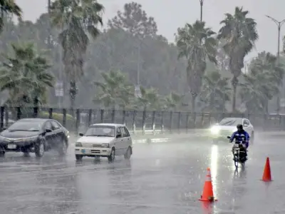 PMD forecasts dust storms, rain in Sindh and Balochistan amid heatwave