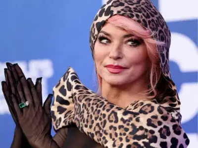 Shania Twain on Menopause: How It Changed Her Body Image