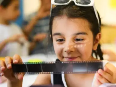 Turkish and Syrian refugee children find confidence through analog photography workshop in Mardin