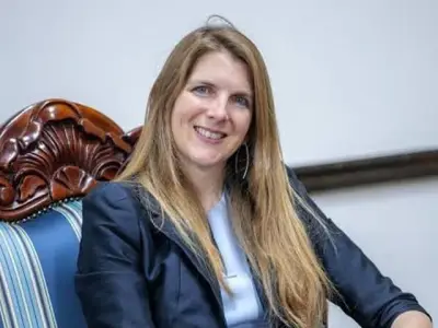 UK Envoy Warns Pakistanis Against Fraudulent Asylum Agents