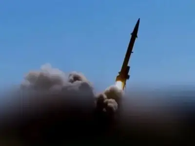 US Strikes Iranian Radar Sites After Drone Downing Near Hormuz