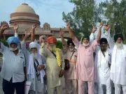 350 Indian Sikh Pilgrims Arrive in Lahore for Maharaja Ranjit Singh Anniversary