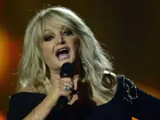 Bonnie Tyler Wakes from Coma After Month in ICU, Fans Hopeful