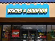 Bricks & Minifigs to Compensate Collector, End Lawsuit Over Lego Dispute