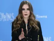 Cara Delevingne Reveals Feeling Like an 'Undercover Lesbian' at Victoria's Secret Show