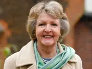 Dame Penelope Keith, Star of The Good Life and To the Manor Born, Dies at 86
