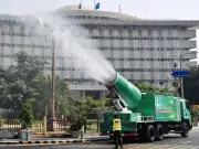 Faisalabad Uses Anti-Smog Guns to Cool Mourners During Muharram