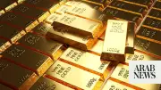 Gold Prices Dip as Traders Weigh Fragile US-Iran Ceasefire