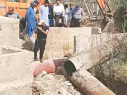 KMC's Model Road Work Disrupts Water Supply in Gulshan-e-Iqbal