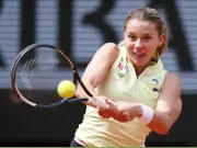 Maja Chwalinska Reaches French Open Semifinals as Qualifier