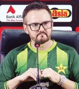 Mike Hesson Urges Patience After Pakistan's ODI Loss to Australia