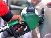 Pakistan Expected to Slash Petrol, Diesel Prices by Over Rs55/Litre