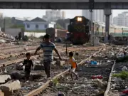Pakistan's Poverty Rate Rises to 28.9% Despite Economic Recovery Signs