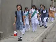 Private Schools in Kotri Defy Sindh Heatwave Alert, Stay Open