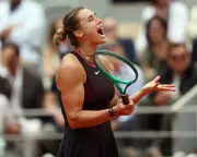 Sabalenka Crashes Out of French Open After Stunning Collapse Against Shnaider