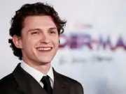 Tom Holland Opens Up About Dyslexia and Avoiding SNL Hosting