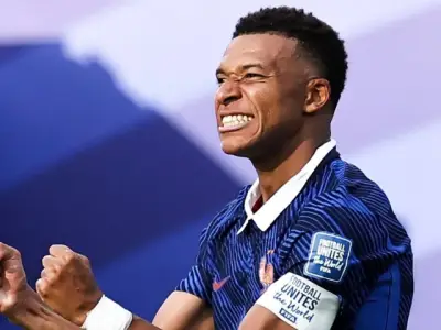 France Edge Paraguay 1-0 on Mbappe Penalty, Set Up Morocco Quarterfinal