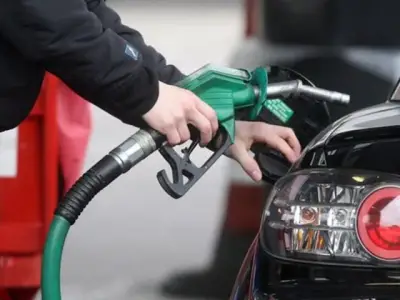Pakistan reduces petrol, diesel prices by Rs1.97 per litre