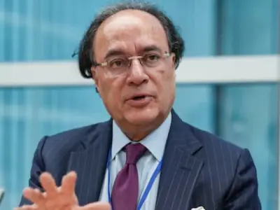 Pakistan, UK Discuss Strengthening Economic and Financial Ties