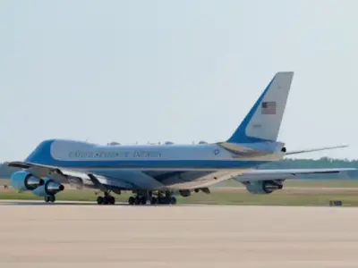 Trump Switches Planes Mid-Trip, Boards Qatari-Donated Air Force One in UK