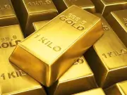 Gold Prices in Pakistan Drop Rs2,500 Per Tola Amid Global Decline