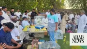 Jeddah's Haraj Bird Market: Weekly Friday Auction Draws Enthusiasts
