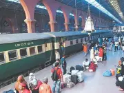 Pakistan Railways Revenue Jumps 20% to Rs115 Billion in FY2025-26